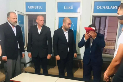 Armutlu Ülkü Ocakları’nda bayrak değişimi