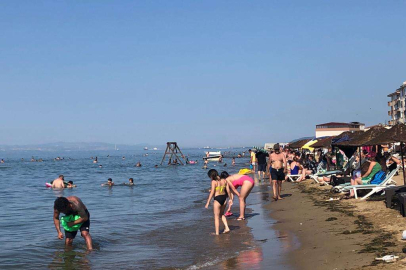 Yalova sahilleri bayramın son gününde dolup taştı