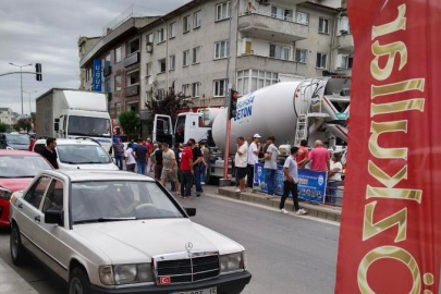 Yalova’da beton mikserinin altında kalan yaşlı adam yaralandı