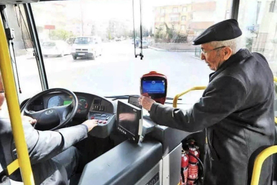 65 yaş üstünün seyahat hakkı da elinden alındı.