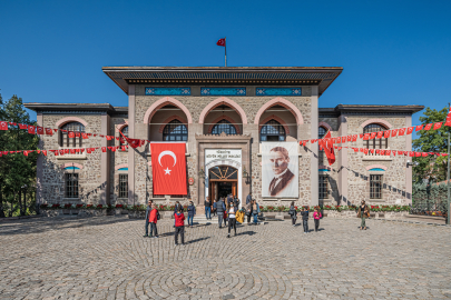 Cumhuriyet Müzesi nerede nasıl gidilir? Cumhuriyet Müzesi özellikleri - Giriş Ücreti - Ziyaret Saatleri