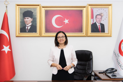 Yalova  Valisi Dr. Hülya Kaya: “Vatan şehit ve gazilerin omuzlarında yükselmiştir”