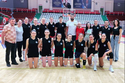 Milli Voleybolcudan Çiftlikköy’ün Sultanlarına Destek