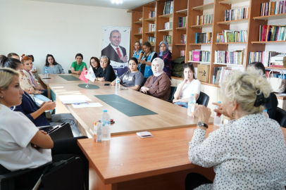 Yalova Belediyesi Kadın ve Aile Hizmetleri Müdürlüğü  personeli Alzheimer hakkında bilgilendirildi