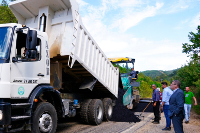 Yalova Armutlu’da 1,5 kilometrelik asfalt çalışması