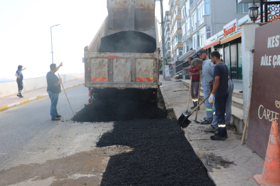 Yalova Çınarcık’ta Kestanelik Mevki’nde Asfalt Onarım Çalışması Yapılıyor