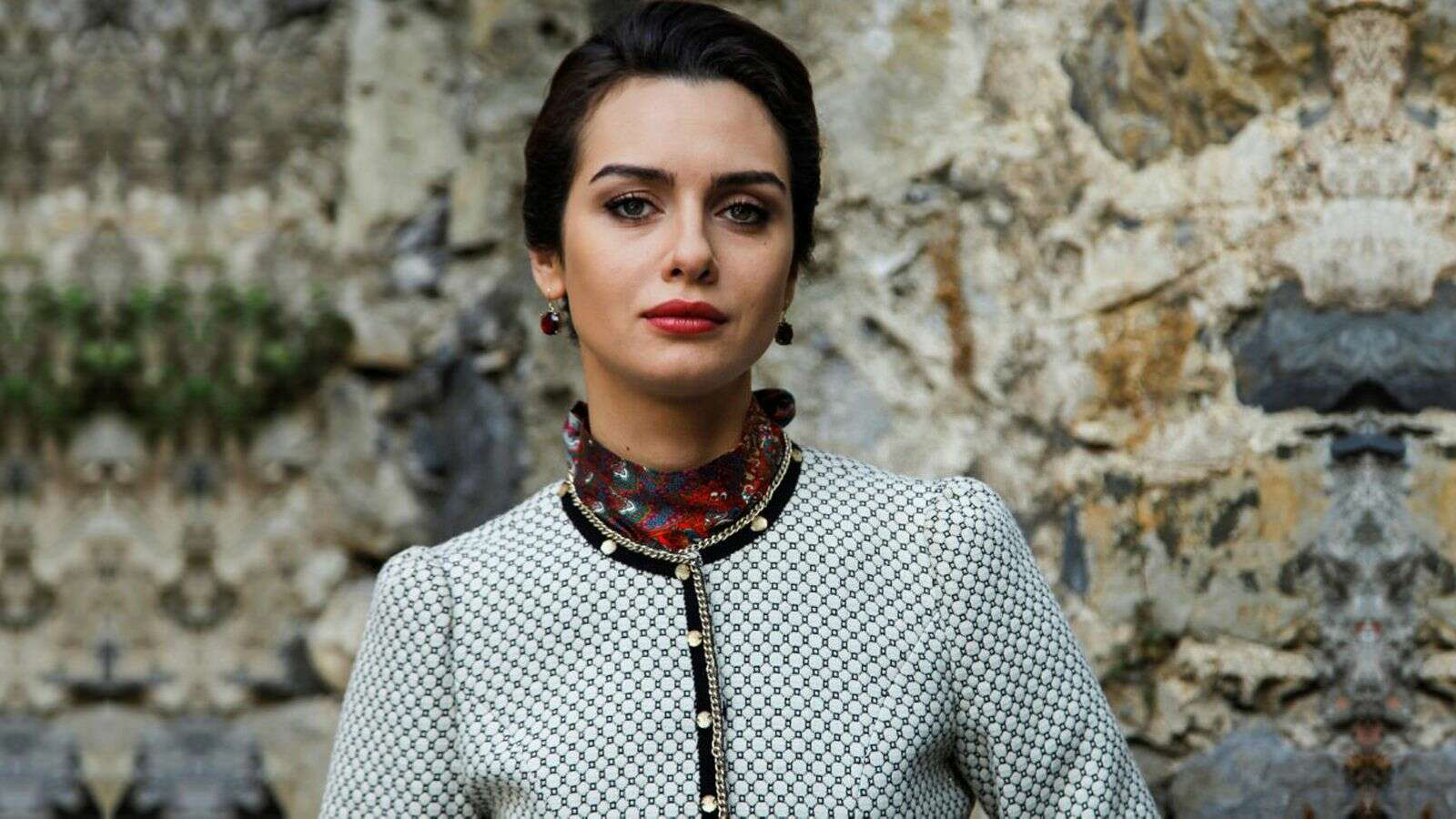 birce akalay estetik mi yaptı