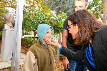 Yalova Valisi Kaya Çalıca Köyünde vatandaş ile bir araya geldi