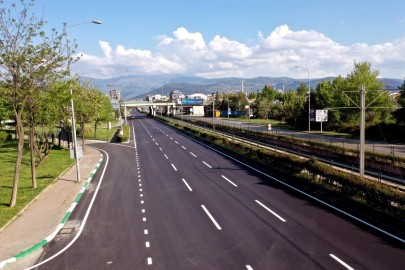 Yalova Bursa arası kaç km? Özel araba ile, Uçakla, Otobüsle Yalova Bursa arası kaç kilometre ve kaç saat sürer?