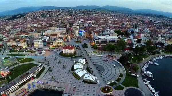 yalova'nın nüfusu kaçtır