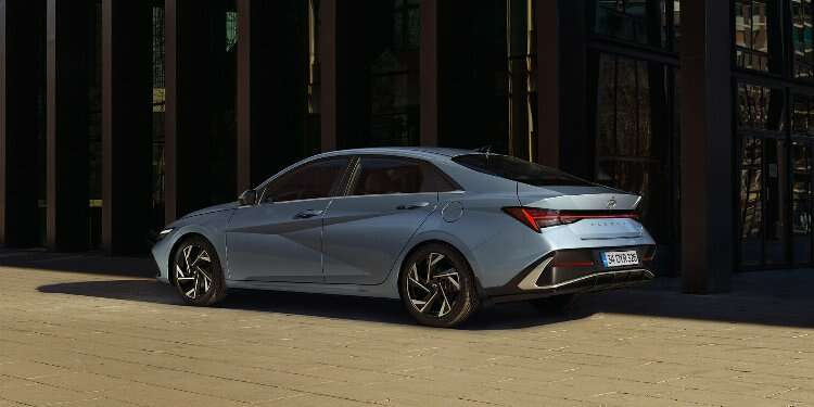 hyundai elantra güncel fiyat 2023 ekim