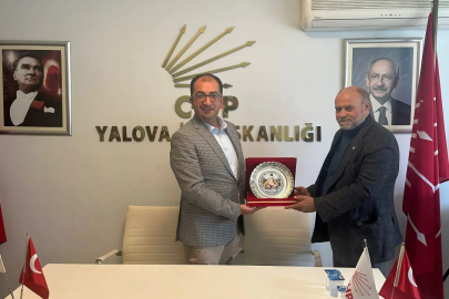 Yalova CHP İl Başkanı Erdem Doğancı Fahrettin Koca’yı makamında ağırladı