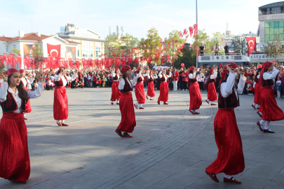 Yalova 29 Ekim'i böyle kutladı