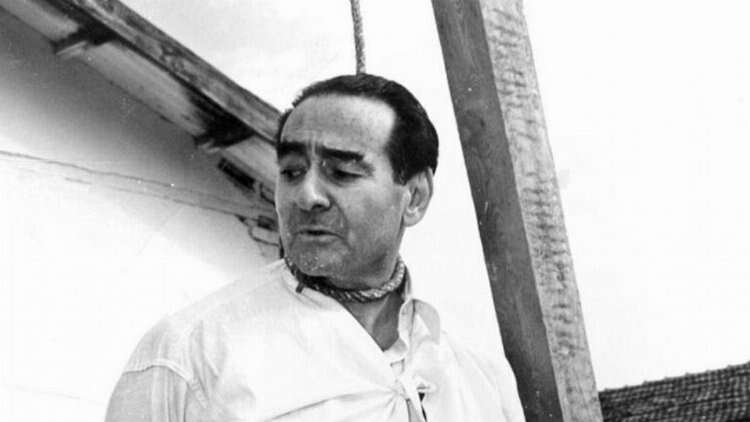 Adnan Menderes neden asıldı