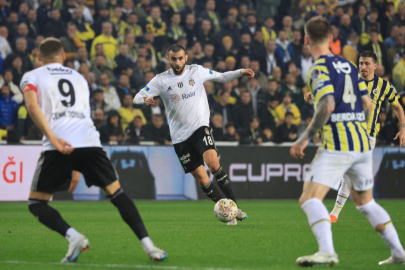 Beşiktaş ve Fenerbahçe kıyasıya mücadele edecek peki derbinin kazananı kim olacak? Muhtemel 11’ler belli oldu mu?