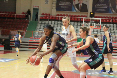 HDI Yalova VİP Adana’yı 82-78 mağlup etti