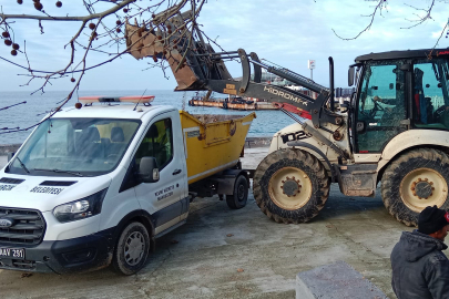 Çınarcık Turgut Özal Parkı bakıma alındı