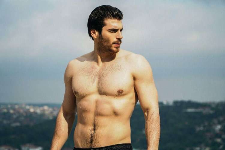 can yaman kimdir