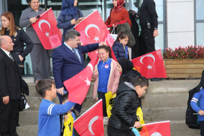 Yalova Emniyet Müdürü Salih Gözüm’den öğrencilere polislik dersi