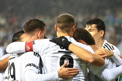 Beşiktaş deplasmanda güldü