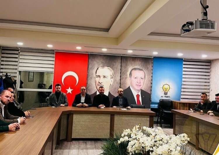 Yalova AK Parti Merkez İlçe Teşkilatı haftalık olağan yönetim kurulu toplantısını gerçekleştirdi