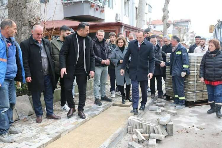 CHP Çiftlikköy İlçe Başkanlığı esnaflarla bir araya geldi 