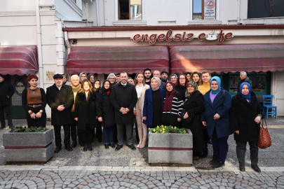 AK Parti Yalova İl Teşkilatı, Yalova El Sanatları Eğitim Kültür Derneği ile bir araya geldi