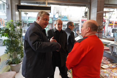 Gürel İstanbul Caddesi'nde vatandaş ile bir araya geldi