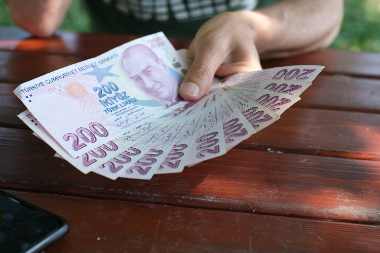 Merkez Bankası faiz oranlarını artırdı ve mevduat faizleri zirveyi gördü! İşte 100 bin liranın 32 günlük banka getirisi 7