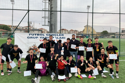 Yalova’da ki Okul Sporları Futbol Gençler Marmara Bölge Şampiyonası sona erdi