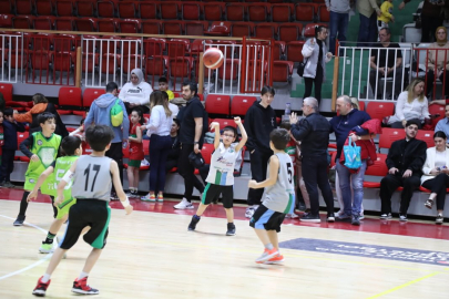 Yalova'nın çocukları basketbolu çok seviyor