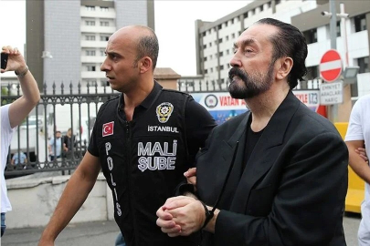 Adnan Oktar Van Başkale cezaevine gönderildi! İşte sürgünün nedeni