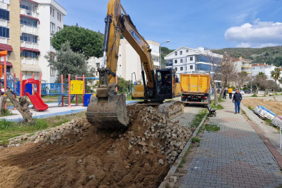 Armutlu’da sahiller detaylı bir şekilde düzenleniyor