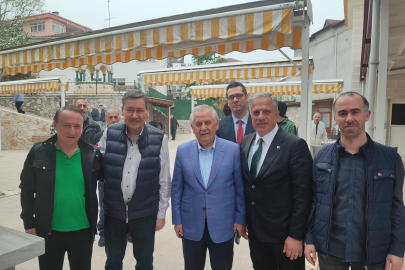 Ankara Büyükşehir eski Belediye Başkanı Melih Gökçek, bayramı Termal’de geçirdi