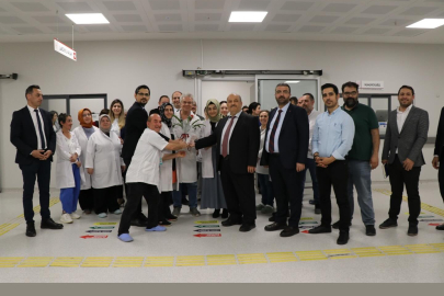 Yalova’da Tıbbi Laboratuvar Çalışanları unutulmadı