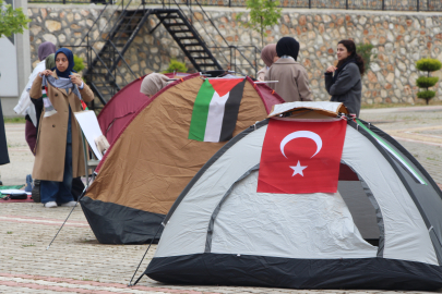 Yalova Üniversitesi öğrencilerinden Gazze için çadır nöbeti