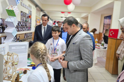 Yalova Milli Eğitim Müdürü Akmeşe, TÜBİTAK Bilim Fuarı’na katıldı