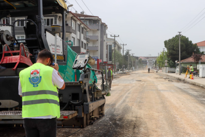 Yalova'da asfaltlama öncesi freze çalışmaları yapılıyor