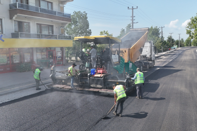 Freze çalışması tamamlanan yollar asfaltlandı