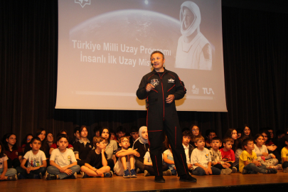 Türkiye’nin ilk astronotu, Yalovalı gençlerle buluştu