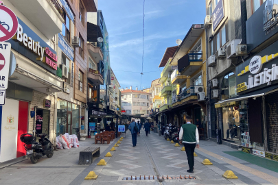 Hava sıcaklığını fırsat bilen Yalovalılar, soluğu dışarıda aldı