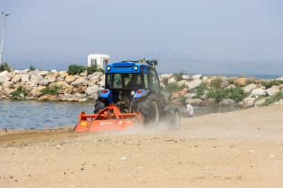 Yalova’da plajlar rutin olarak temizleniyor