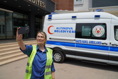 Altınova Belediyesi’ne “Tam Donanımlı Ambulans’’ kazandırıldı