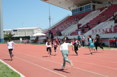 Armutlu’da öğrenciler yaz boyu spor eğitimi alacak