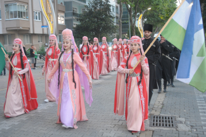 Yalova’da Kafkas Dans ve Müzik Festivali başladı