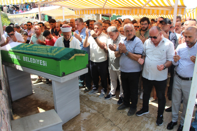 Başkan Acar’ın amcası Cemalettin Acar son yolculuğuna uğurlandı