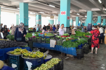 Yalova Semt Pazarı’nda bu hafta da fiyatlar düşündürdü... İşte pazardaki o fiyatlar!