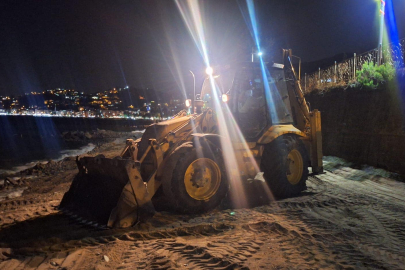 Esenköy’de gece mesaisi! Başkan Temel, "Gece Gündüz Çalışıyoruz"