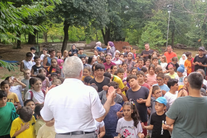 Çiftlikköy’de Yaz Kur’an Kursu Öğrencileriyle Açık Alanda Ders ve Piknik Yapıldı