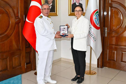 Tuğamiral Göncüoğlu’ndan Vali Kaya’ya ziyaret